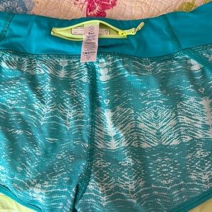 Vivivva short